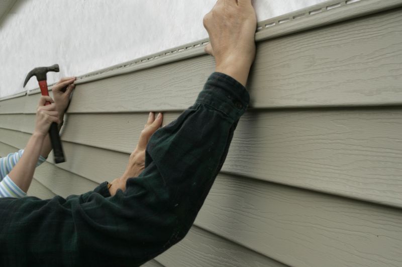 Top Siding Installation Companies in Pinckney, MI